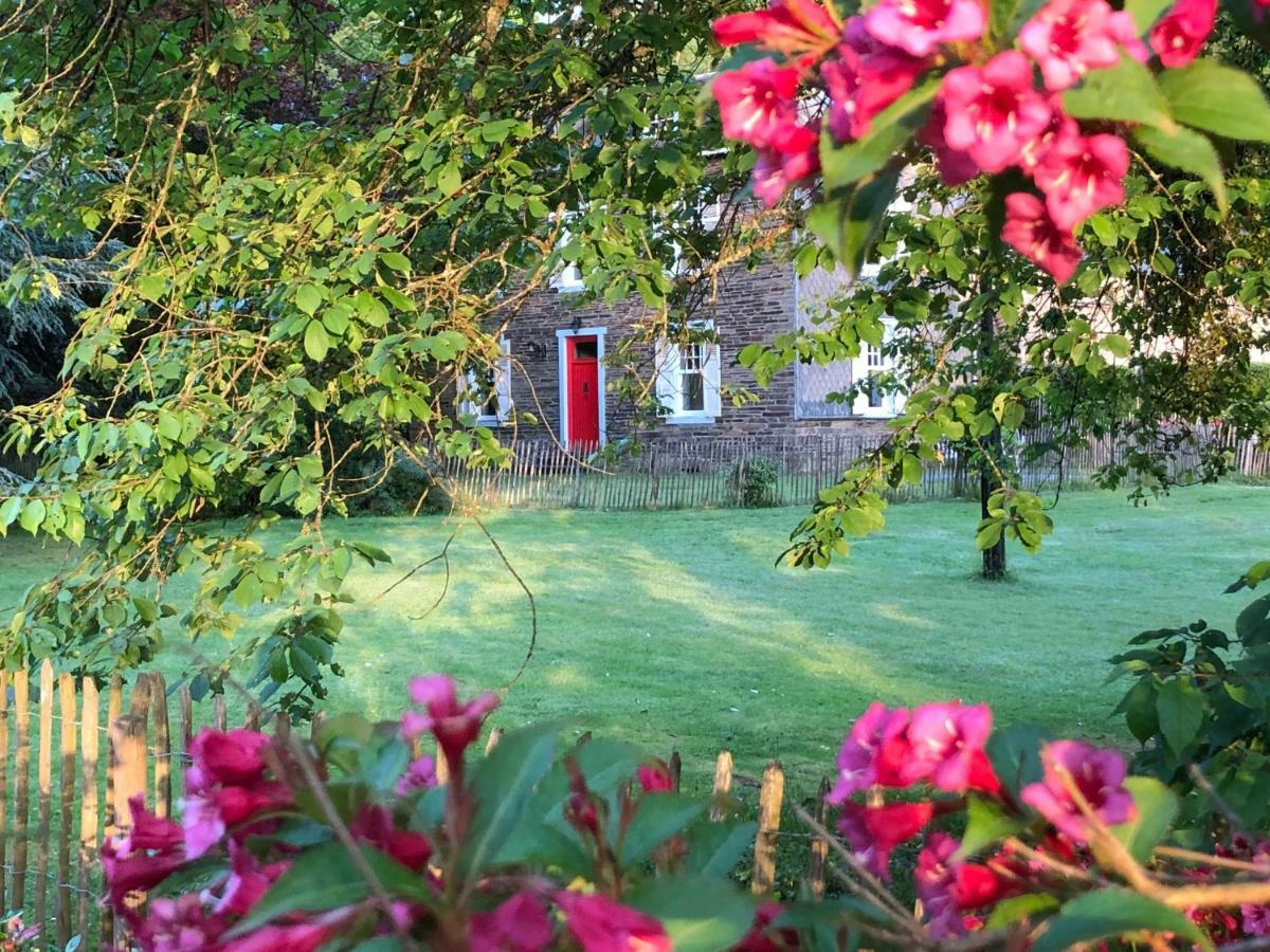 Domaine De L'Ardoisiere Vila Alle Exterior foto
